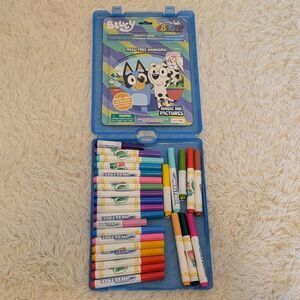 Crayola Color Wonder Mess Free Stow & Go Travel Art Kit 27 Markers Bluey Pages
